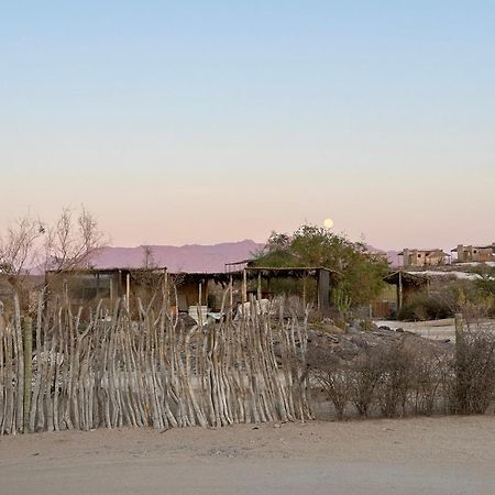 Daureb Isib Campsite And B&B Uis Exterior photo